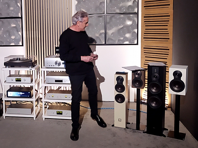 Lounge 64: Η Dali παρουσίασε την σειρά Sonik.