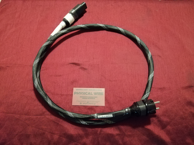 Black/White: Νέο καλώδιο τροφοδοσίας από την Physical Wire. [avmentor.gr]