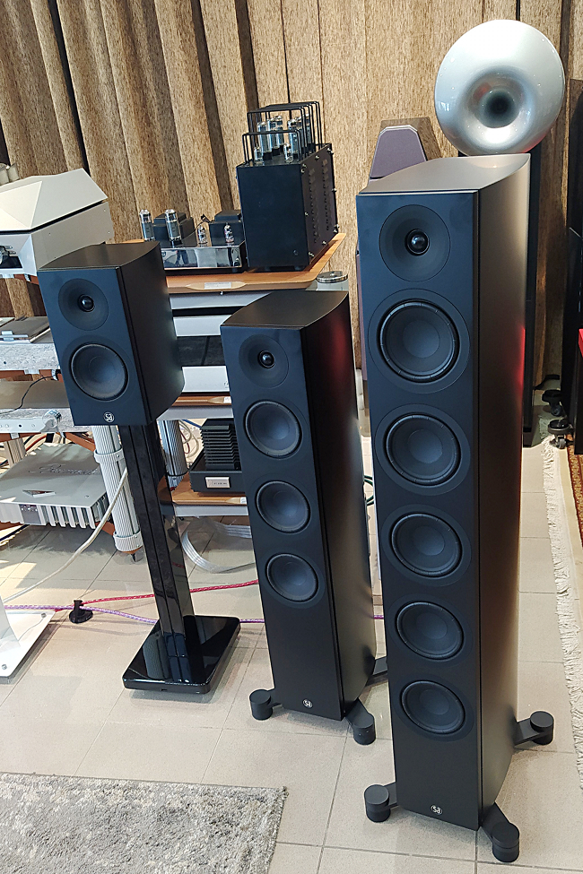 Το System Audio Legend 60.2 στην ελληνική αγορά.