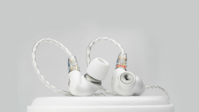 Νέο, εισαγωγικό μοντέλο in-ear από την Meze.