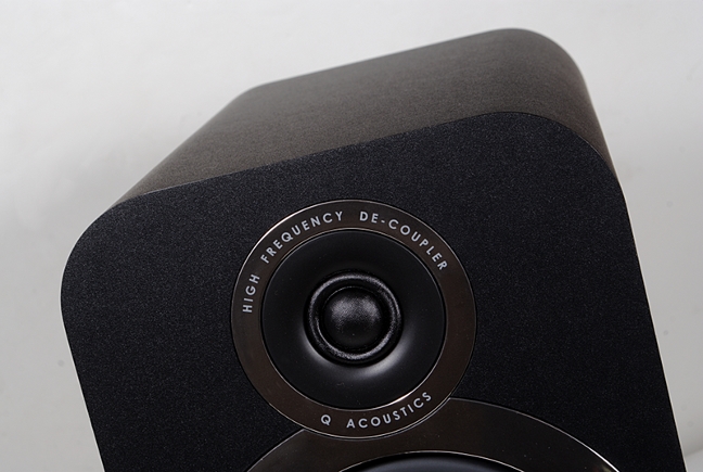 Q Acoustics 3030i