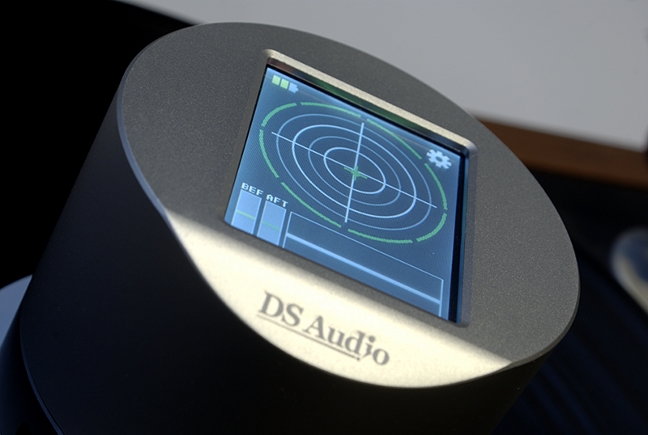 DS Audio ES 001